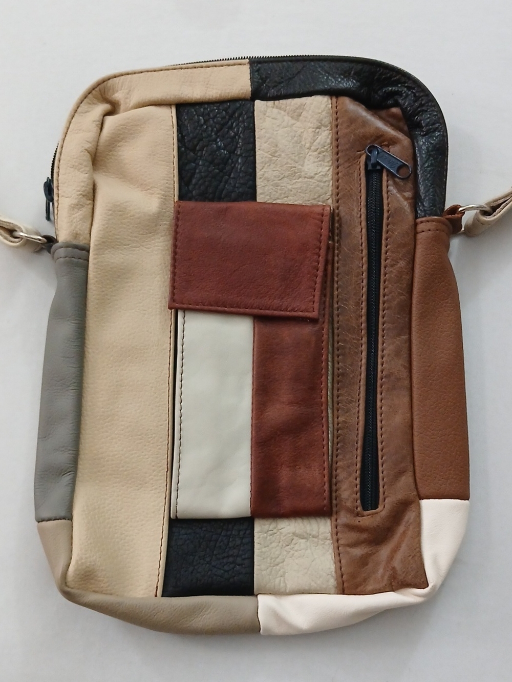 Vintage Patchwork Leather Purse - Picture 2 of 11